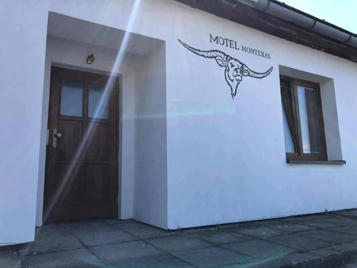 Apartmany Montexas Dolni Ujezd Exteriör bild